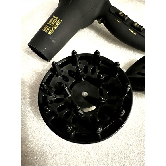 Hot Tools Signature Series Ionic Hair Dryer 3 Heat 2 Speeds and Cool Shot 1875W - Picture 8 of 14
